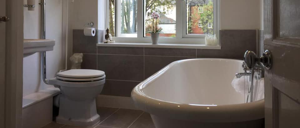 Bathroom Tiling Plumbing Plastering Services In Southampton